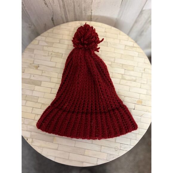 Red beanie - Picture 2 of 4